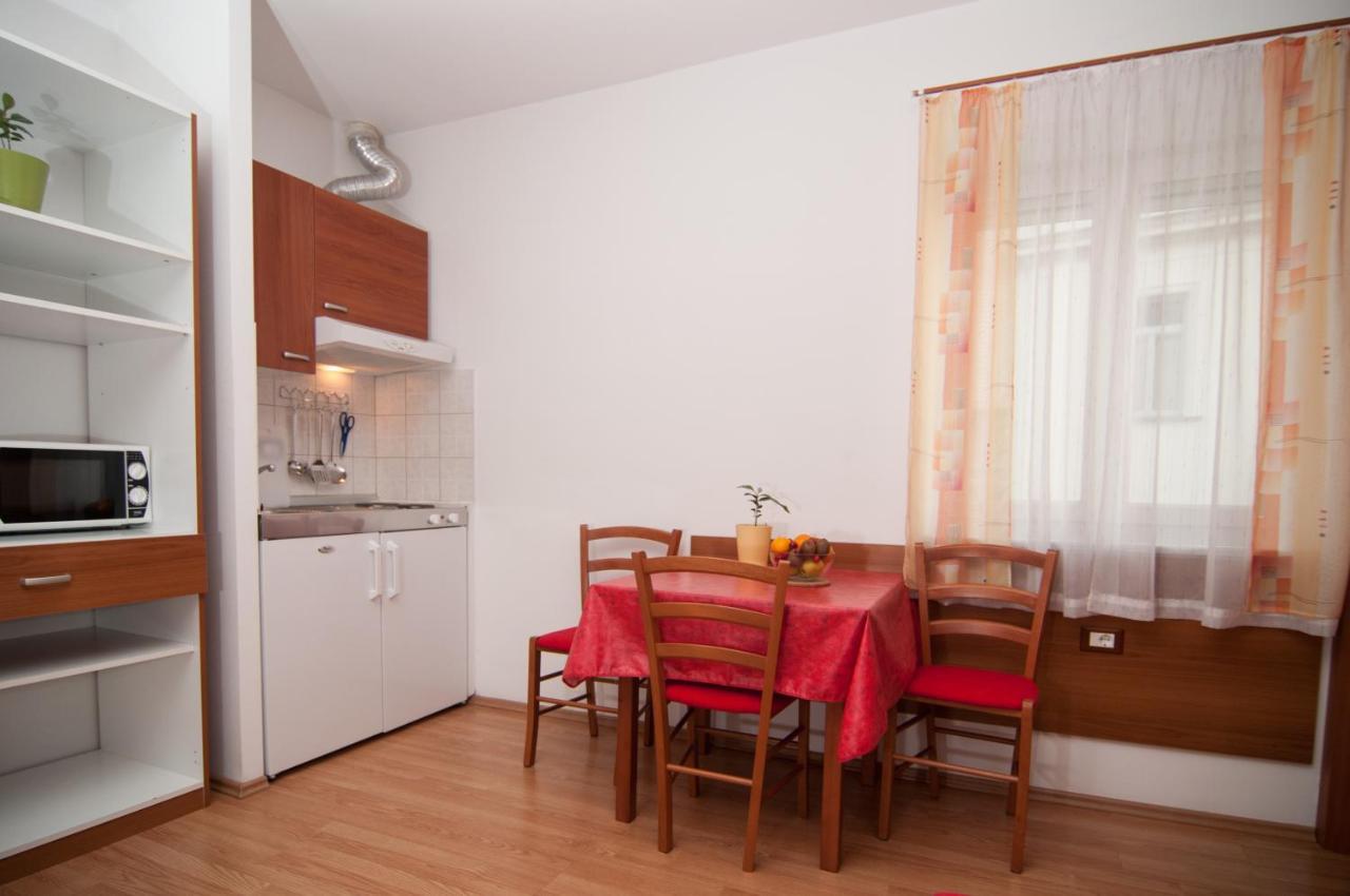 Apartments And Rooms Liburnija Opatija Extérieur photo