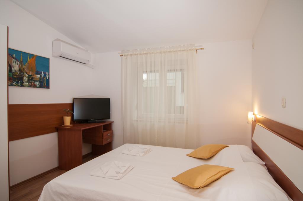 Apartments And Rooms Liburnija Opatija Extérieur photo